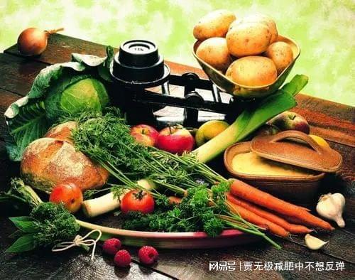 我妈说 今日减肥不努力,明日努力涨肥肉