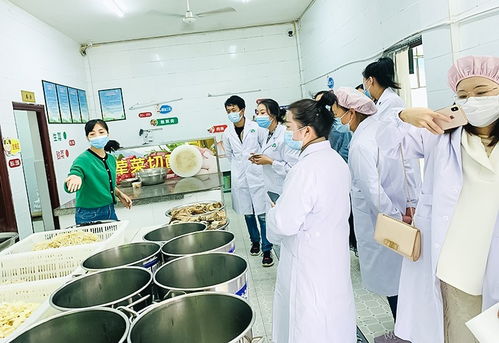 家长进食堂,共享好 食 光