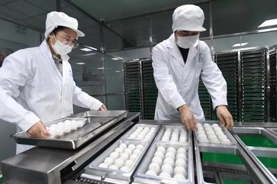 以工业化理念打造河豚特产“升级版”，扬中拉长产业链挺进深加工